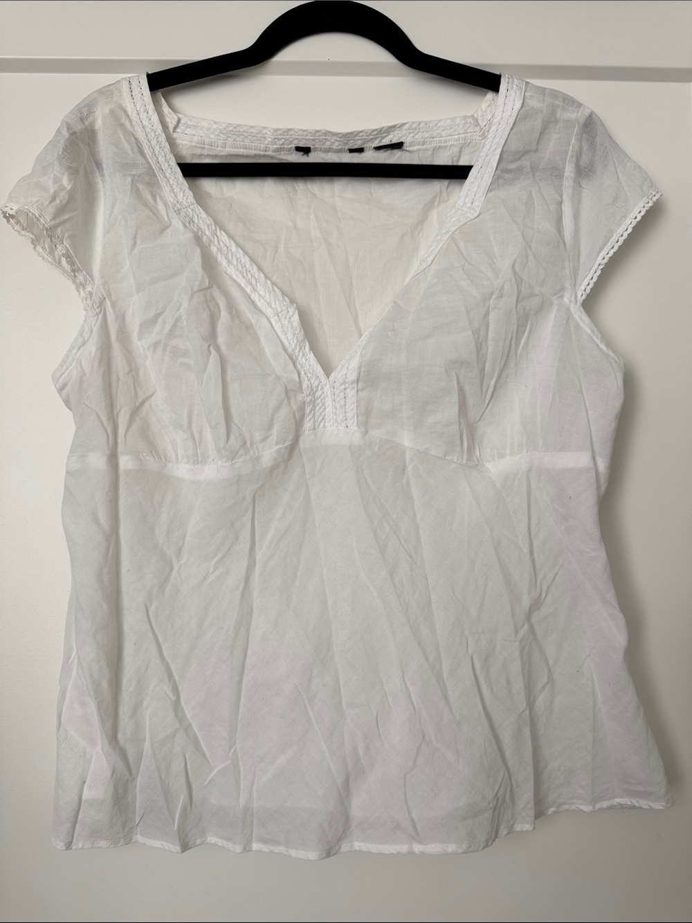 Cute White V-Neck Peasant Top